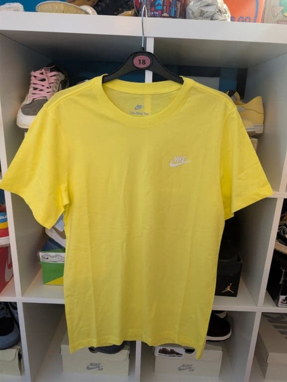 Nike Sportswear Club Men's T-Shirt
