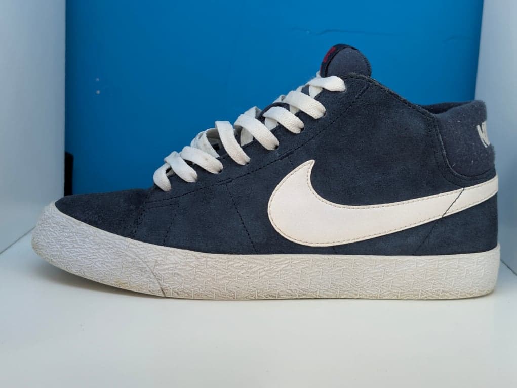 Blazer Mid 77